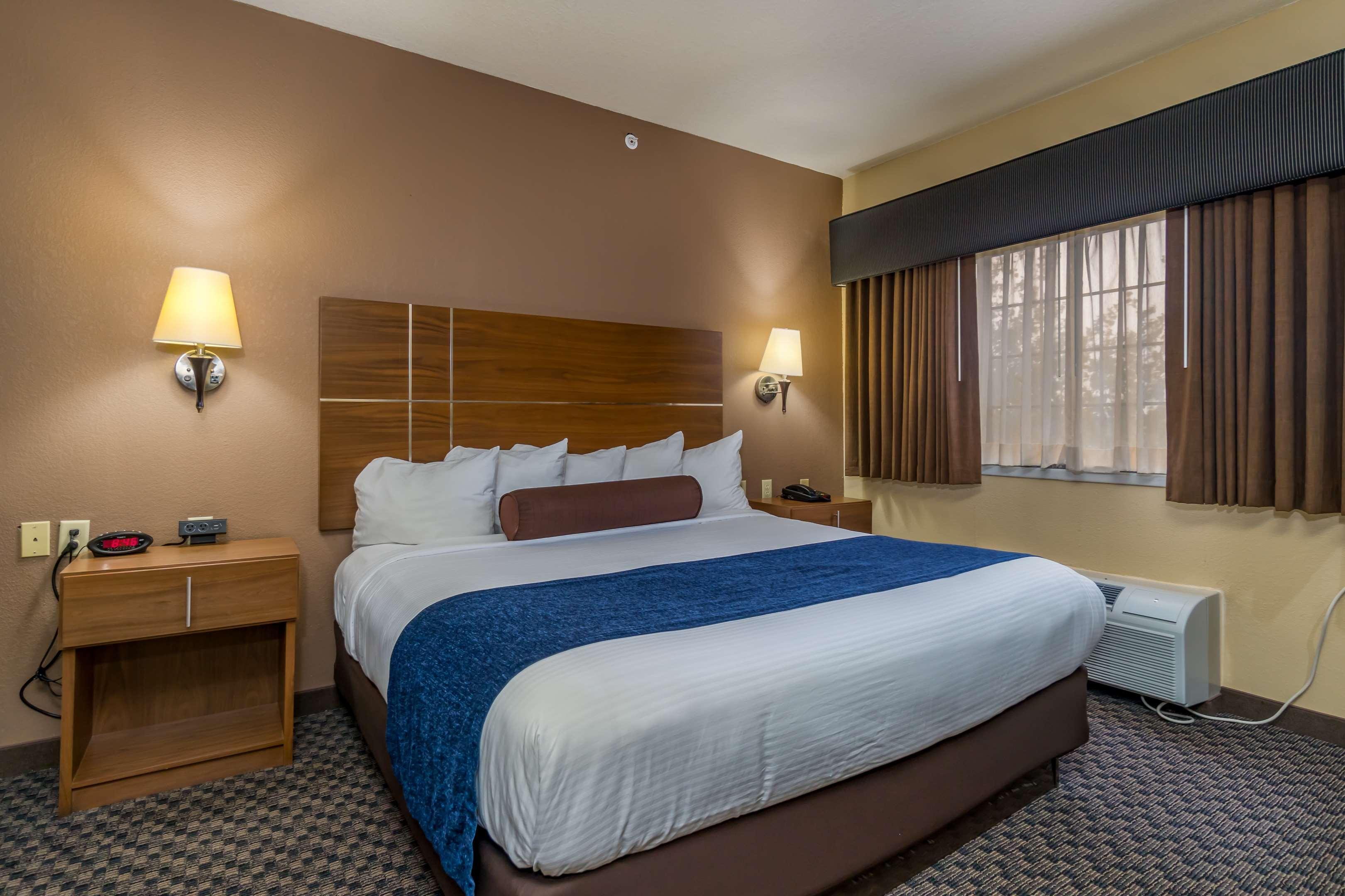 Best Western Plus Shamrock Inn & Suites Exterior foto